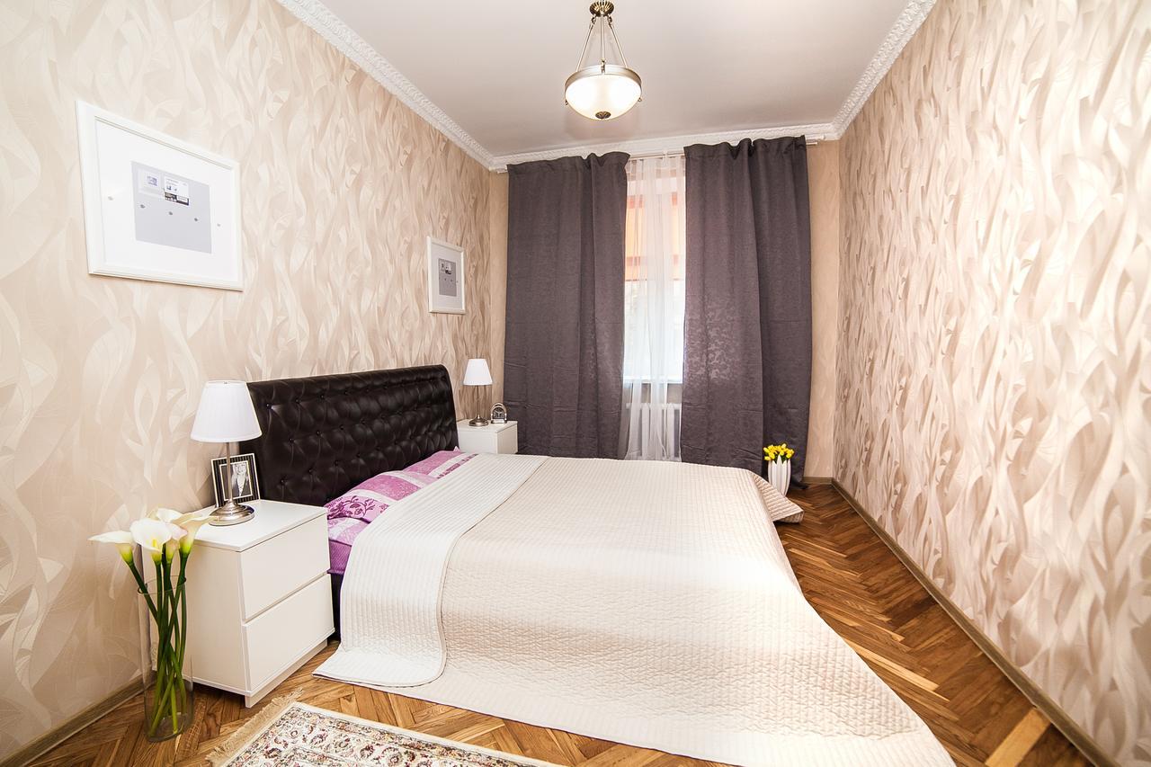 Apartment Lenina 3 Minsk Bagian luar foto